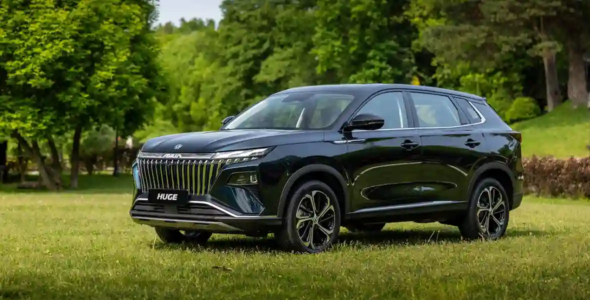 Новость DONGFENG (DONGFENG объявляет цену и старт продаж в россии нового флагманского кроссовера D-сегмента DONGFENG HUGE)